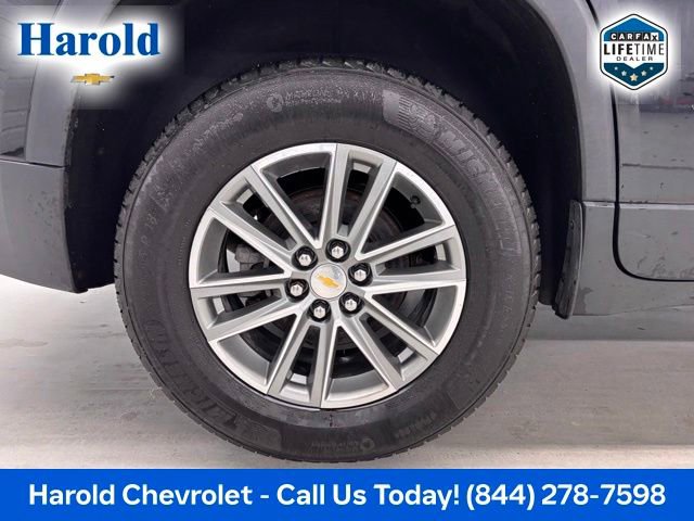 Used 2023 Chevrolet Traverse LT w/ LPO, Floor Liner Package AWD/4WD image 7