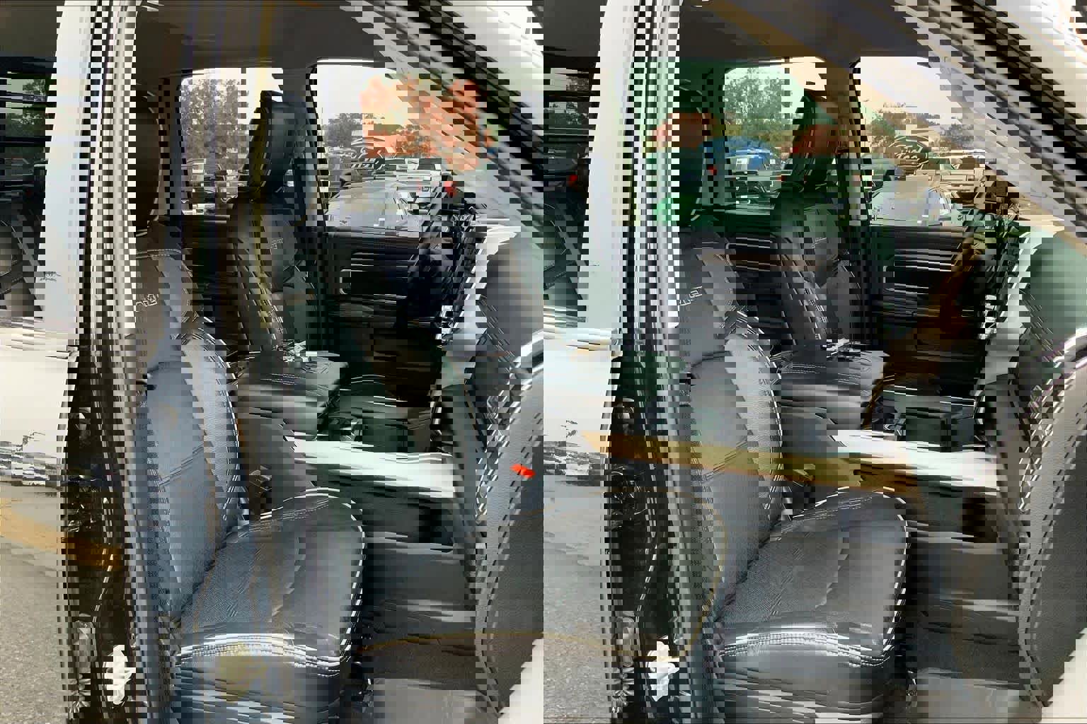 Used 2024 RAM 5500 Laramie image 8