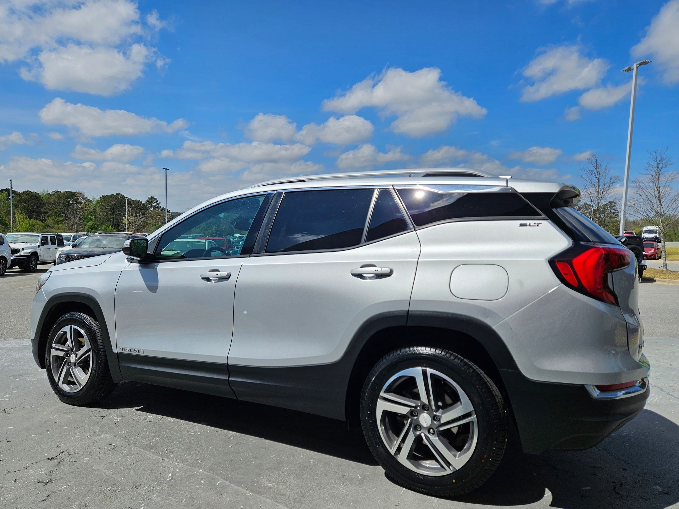 Used 2019 GMC Terrain SLT w/ Preferred Package image 5