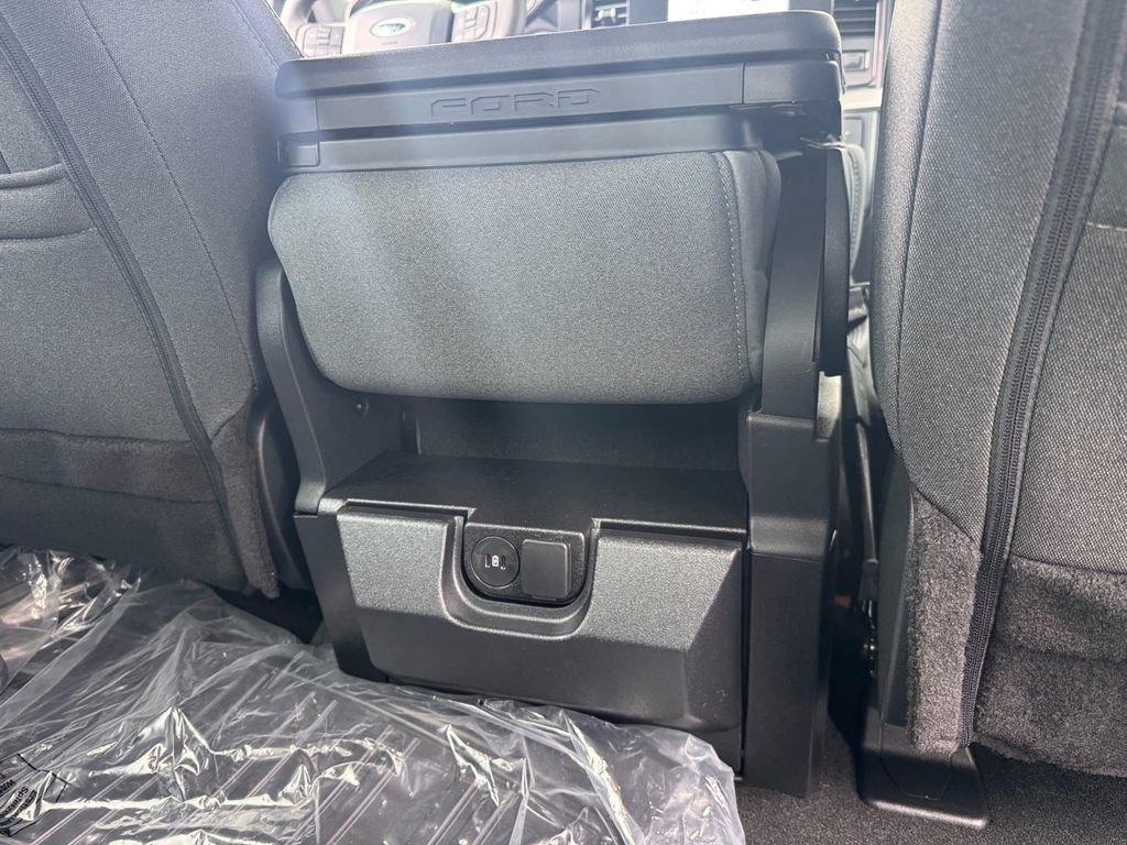 New 2025 Ford F450 XLT w/ XLT Value Package image 21