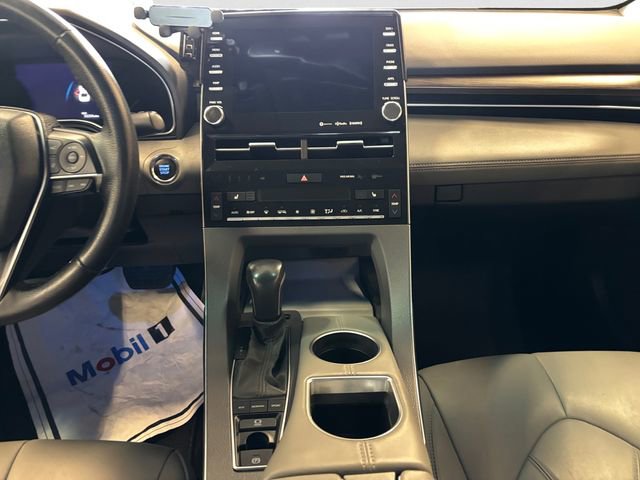 Used 2022 Toyota Avalon XLE w/ Moonroof Package image 12