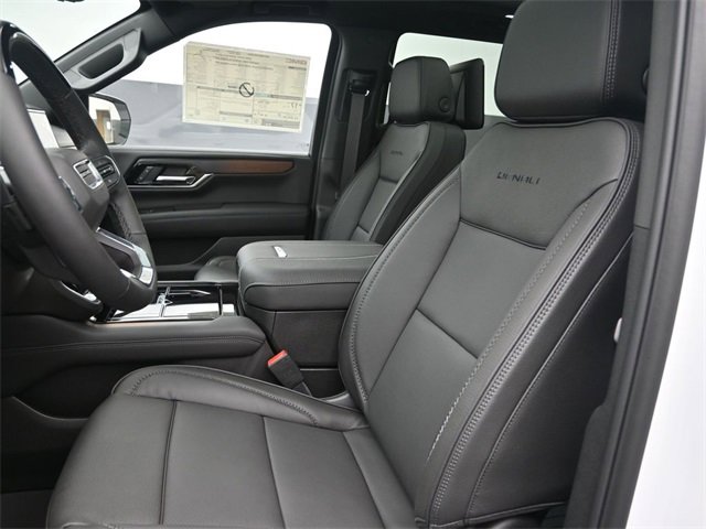 New 2026 GMC Yukon Denali w/ Denali Reserve Package image 8