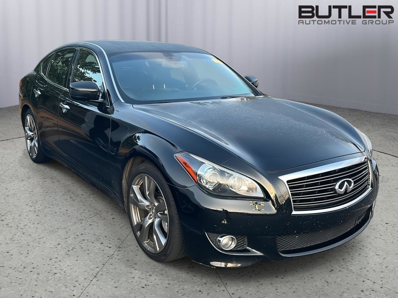 Used 2013 INFINITI M56 w/ Sport Pkg image 6