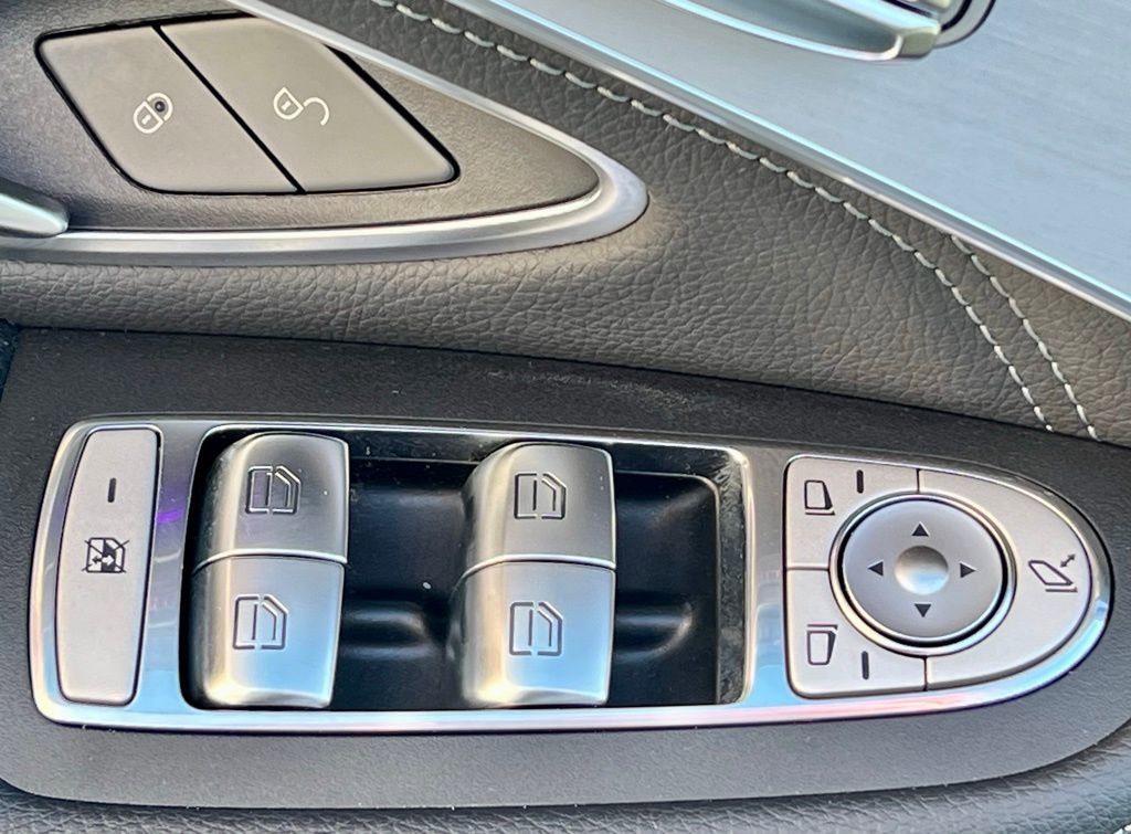 Certified 2021 Mercedes-Benz GLC 43 AMG 4MATIC image 41