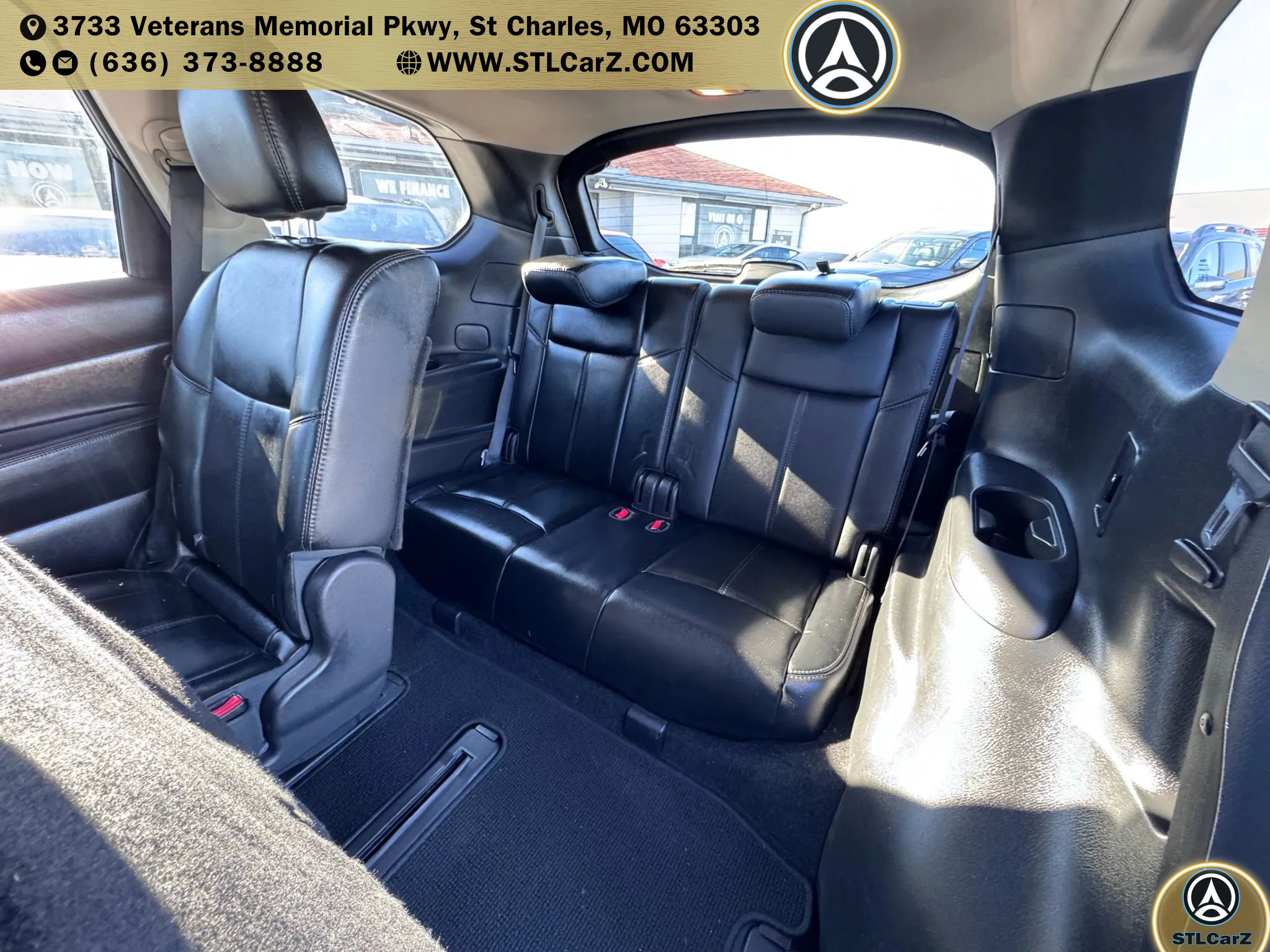 Used 2015 Nissan Pathfinder SL image 12