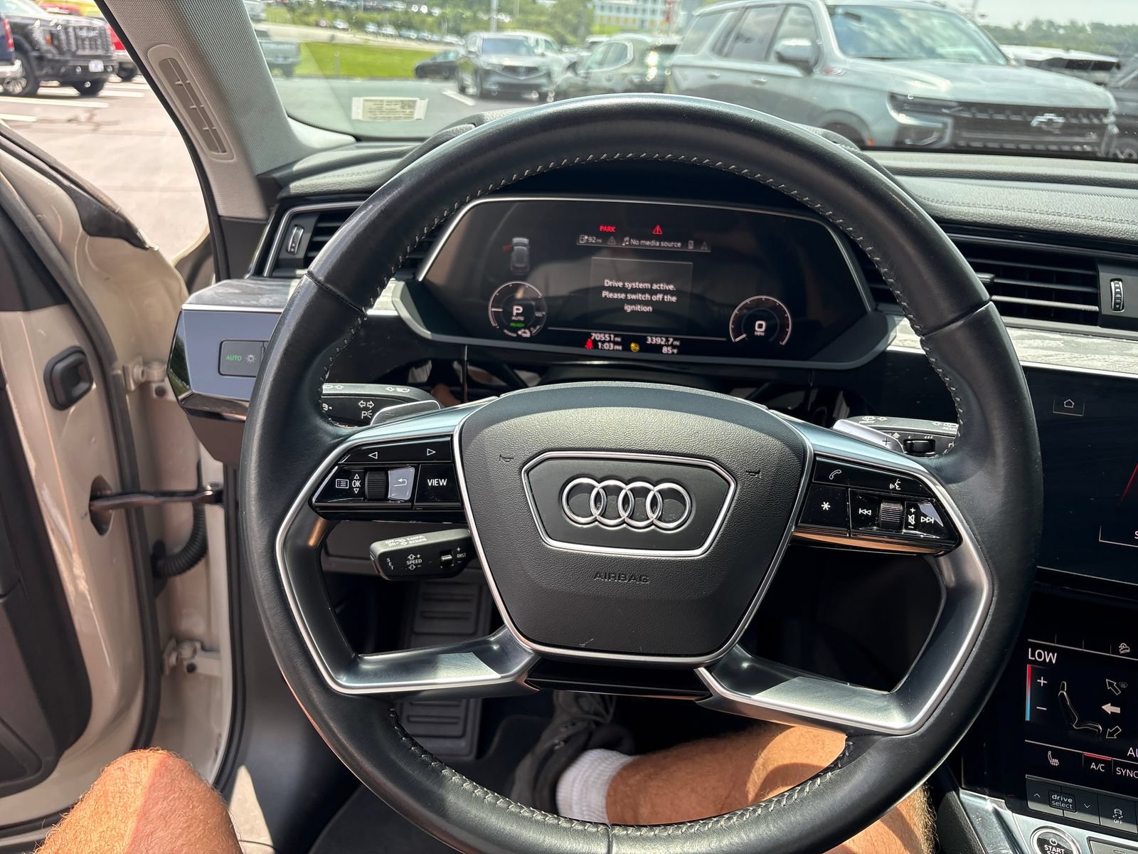Used 2021 Audi e-tron Premium w/ Convenience Plus Package AWD/4WD image 16