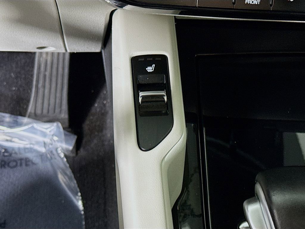 Used 2022 Kia Telluride S image 13