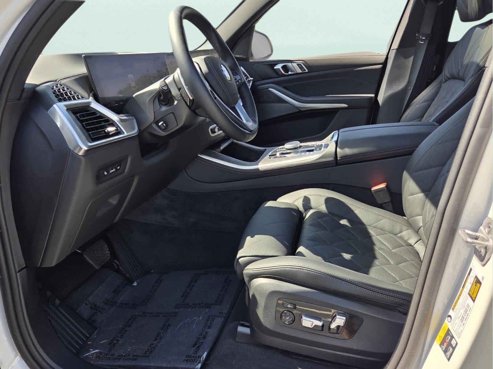 Certified 2026 BMW X5 xDrive50e image 7