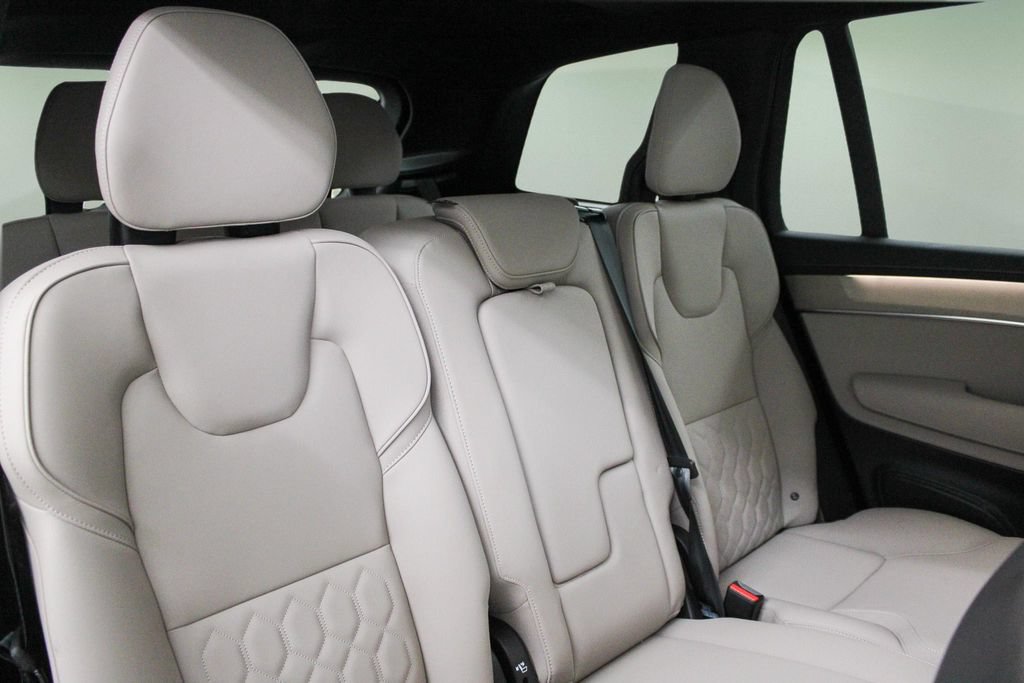 New 2026 Volvo XC90 B5 Core AWD/4WD image 28