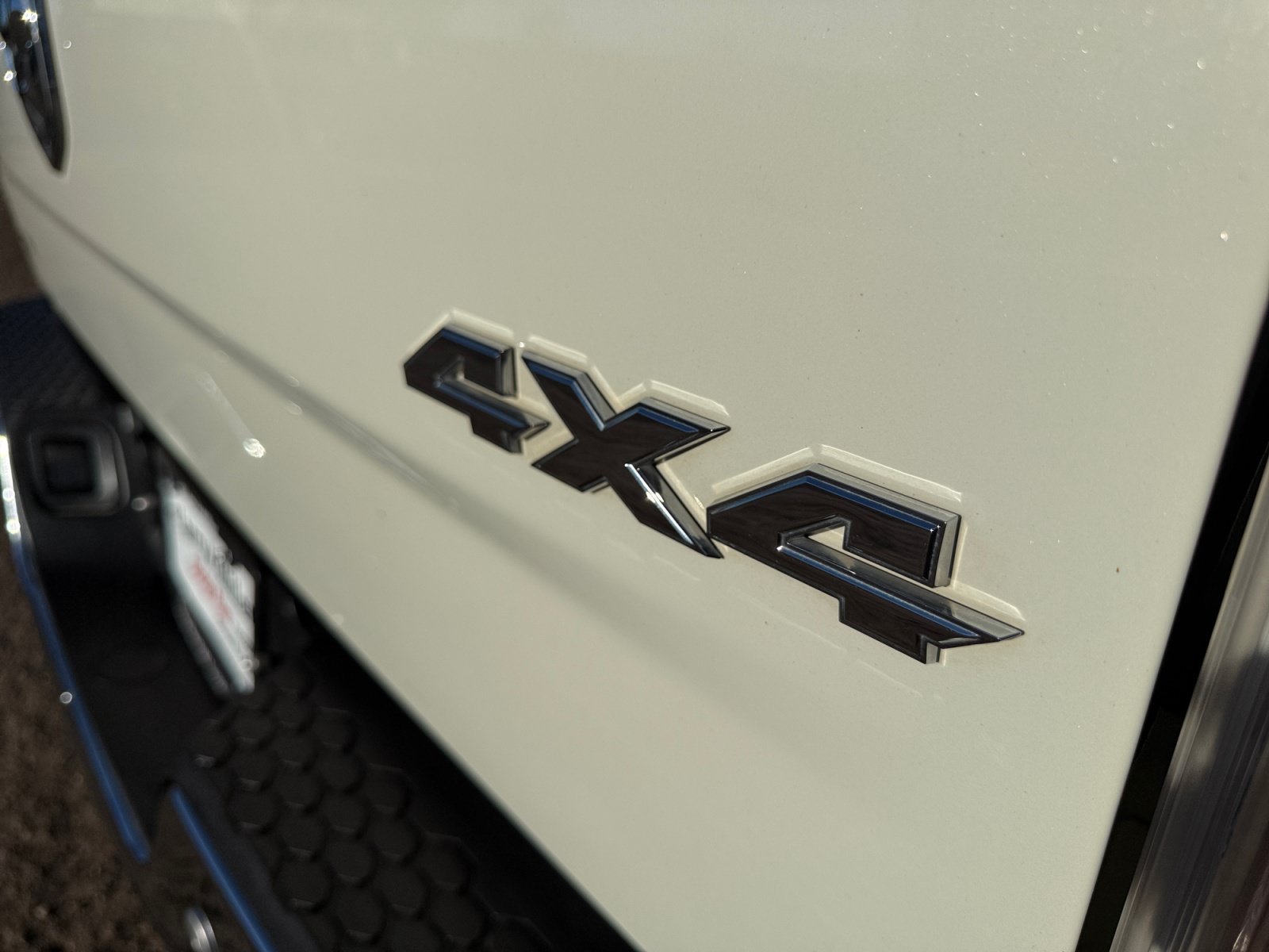 Used 2016 RAM 3500 Laramie Longhorn AWD/4WD image 30
