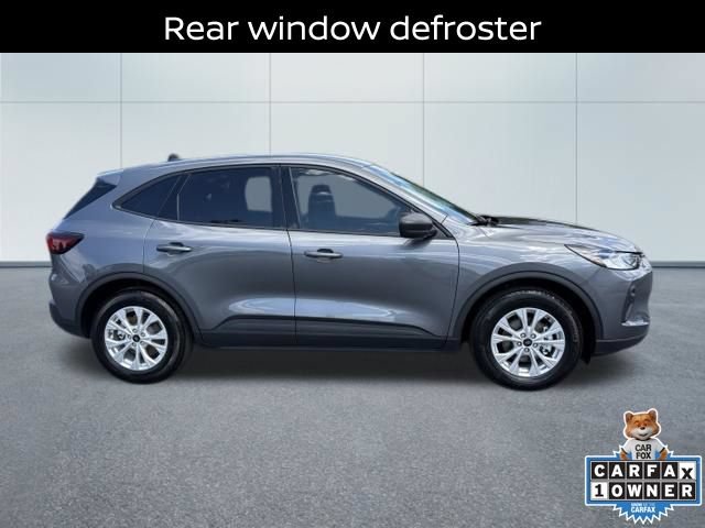 Used 2025 Ford Escape Active FWD image 2