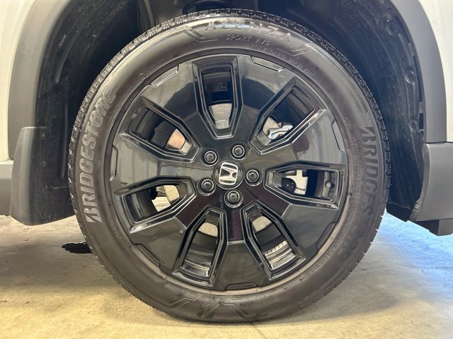 Certified 2026 Honda Pilot Black Edition image 12