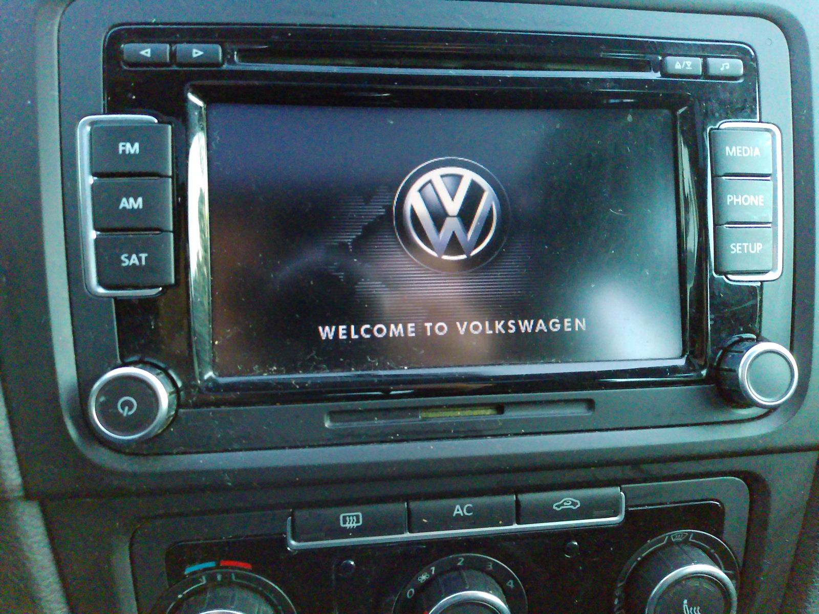 Used 2012 Volkswagen GTI 4-Door FWD image 12