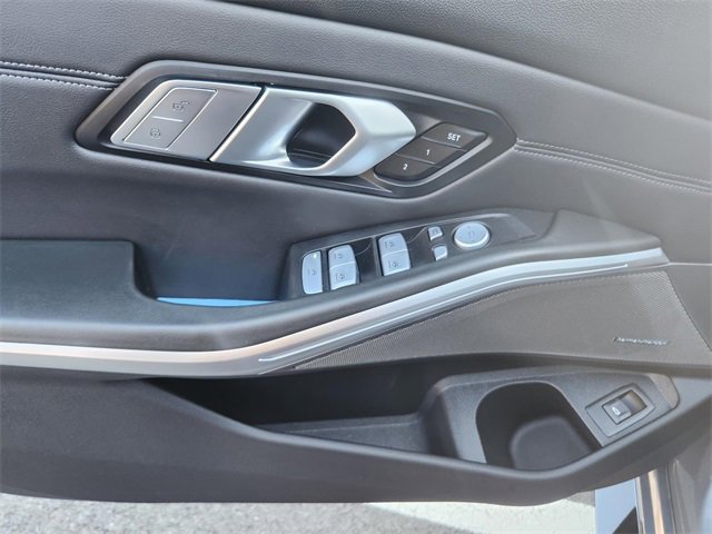 Used 2025 BMW M3 Competition image 19