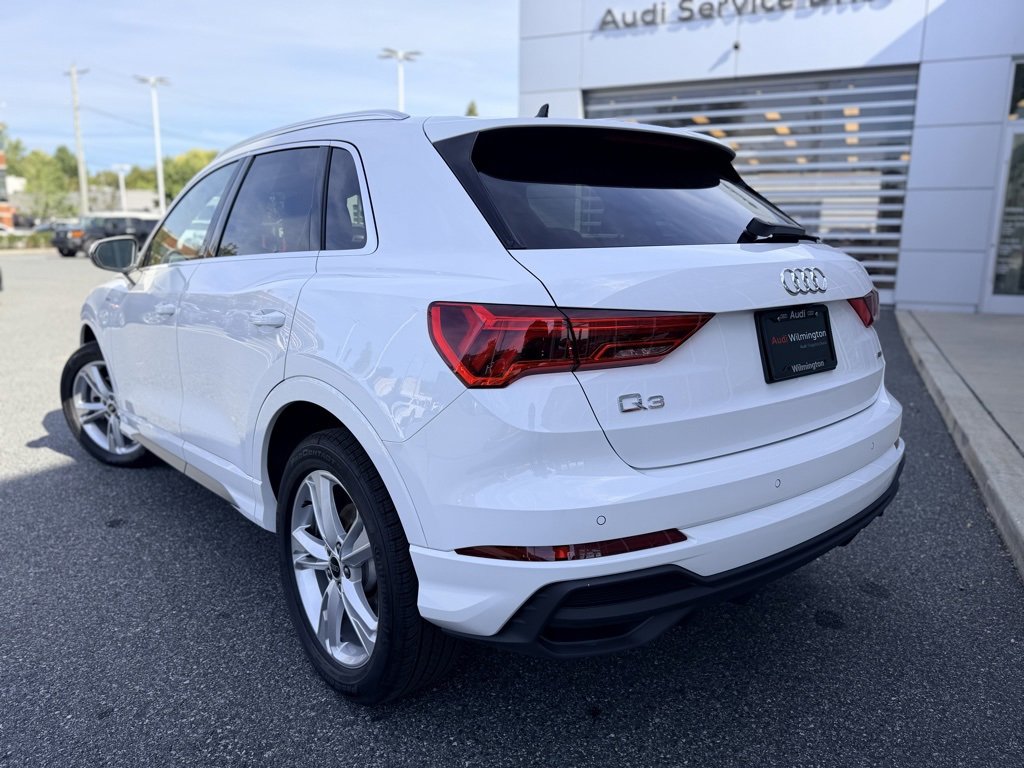 Certified 2024 Audi Q3 2.0T Premium Plus image 4