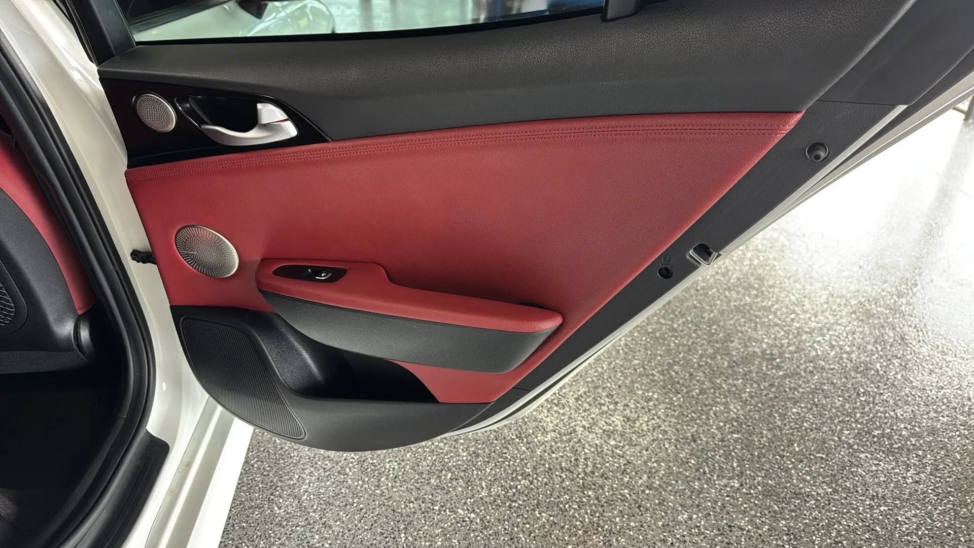 Used 2022 Kia Stinger GT-Line w/ Sun & Sound Package RWD image 30