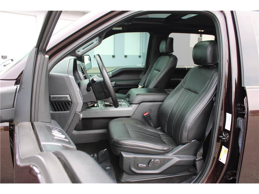 Used 2018 Ford F150 XLT w/ Equipment Group 302A Luxury AWD/4WD image 8