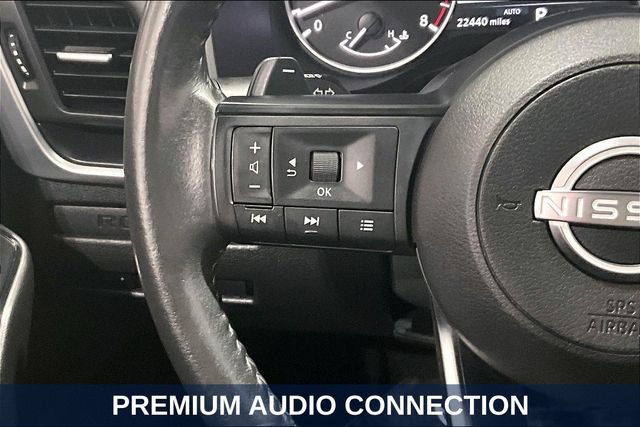 Used 2023 Nissan Rogue S AWD/4WD image 15