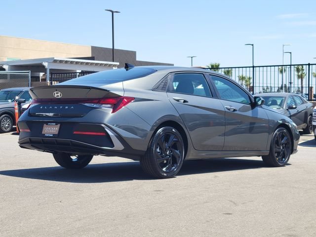 New 2026 Hyundai Elantra SEL Sport FWD image 4