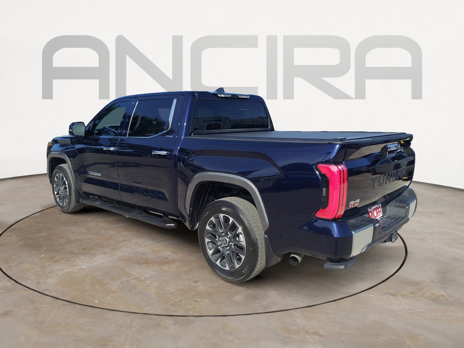 Used 2024 Toyota Tundra Limited AWD/4WD image 8