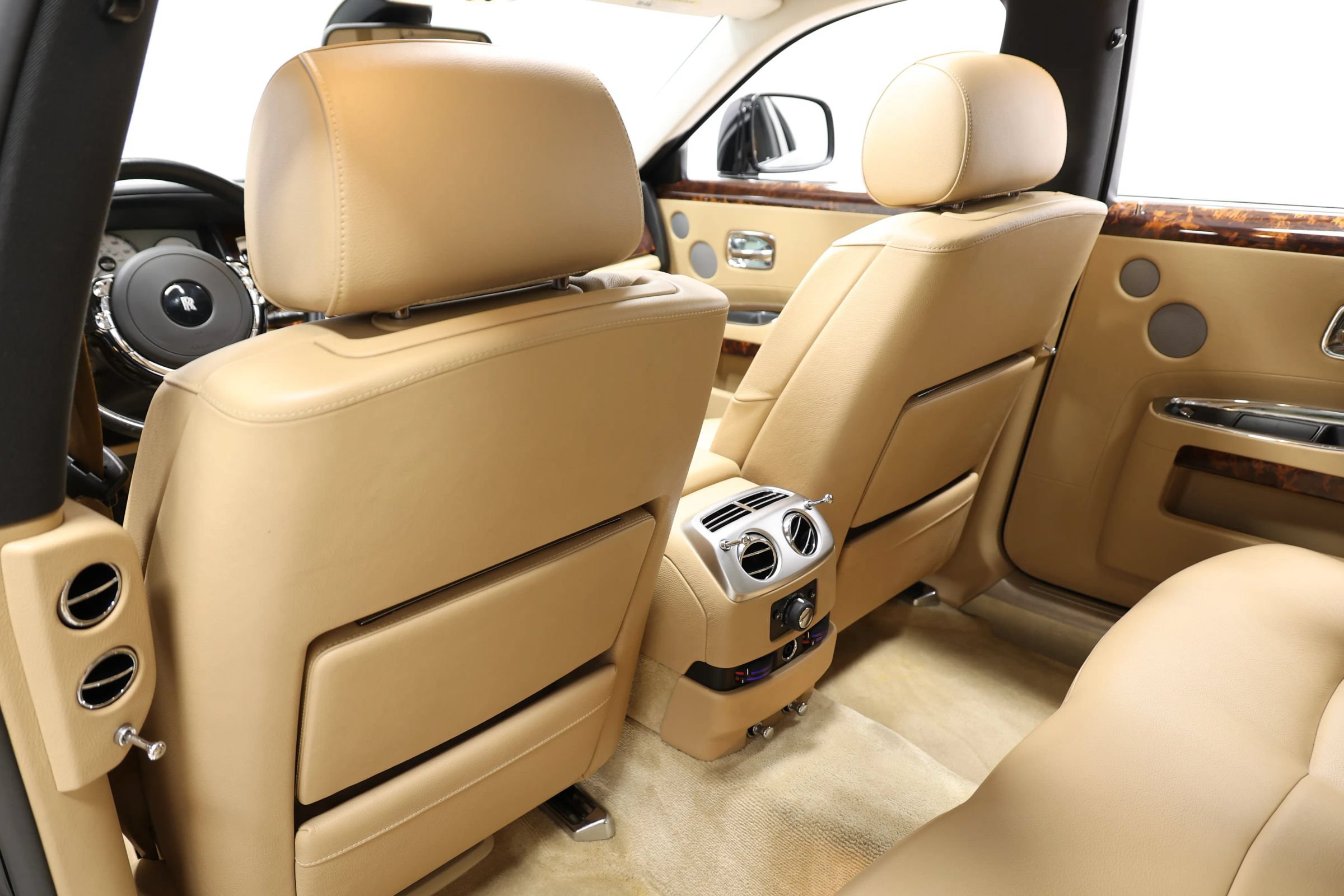 Used 2010 Rolls-Royce Ghost RWD image 58