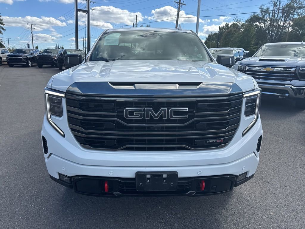 Used 2023 GMC Sierra 1500 AT4 w/ AT4 Premium Package image 8
