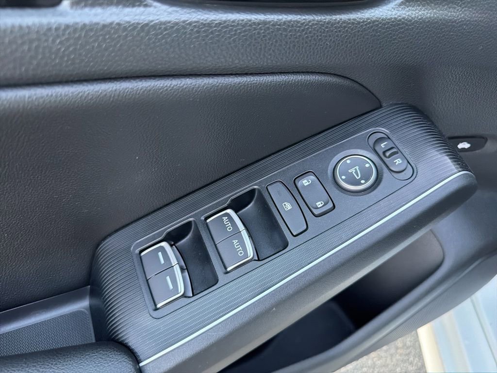 Used 2024 Honda Civic Touring image 16