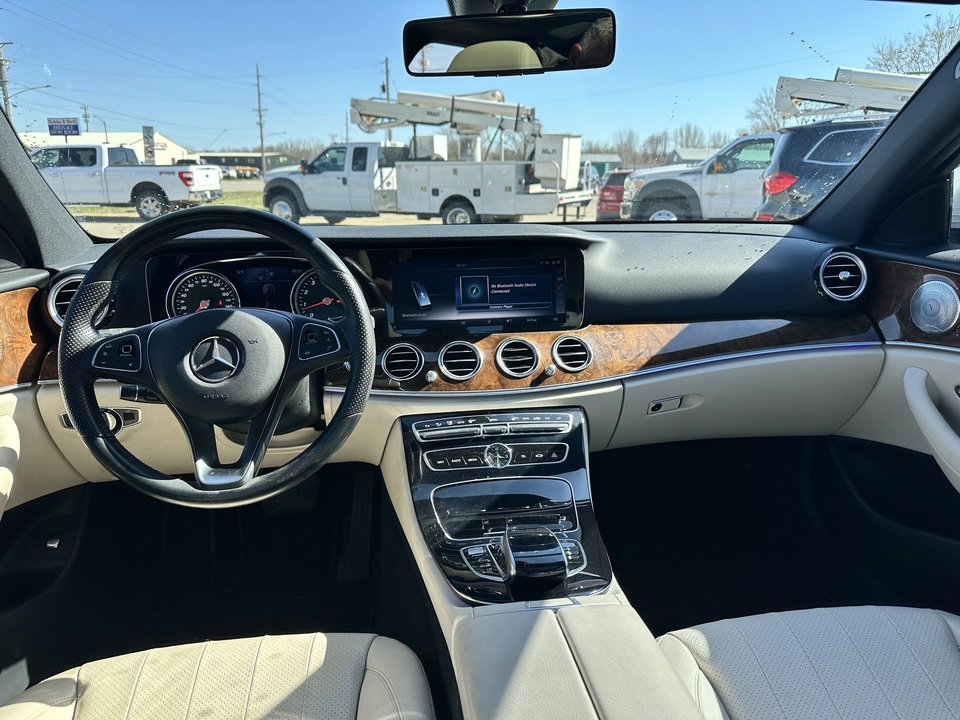 Used 2017 Mercedes-Benz E 300 4MATIC image 14