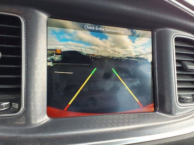 Used 2018 Dodge Charger SXT Plus image 11