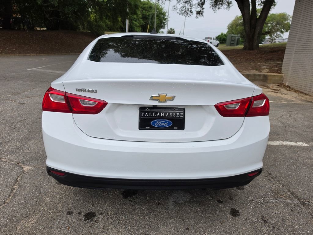 Used 2018 Chevrolet Malibu LS FWD image 3