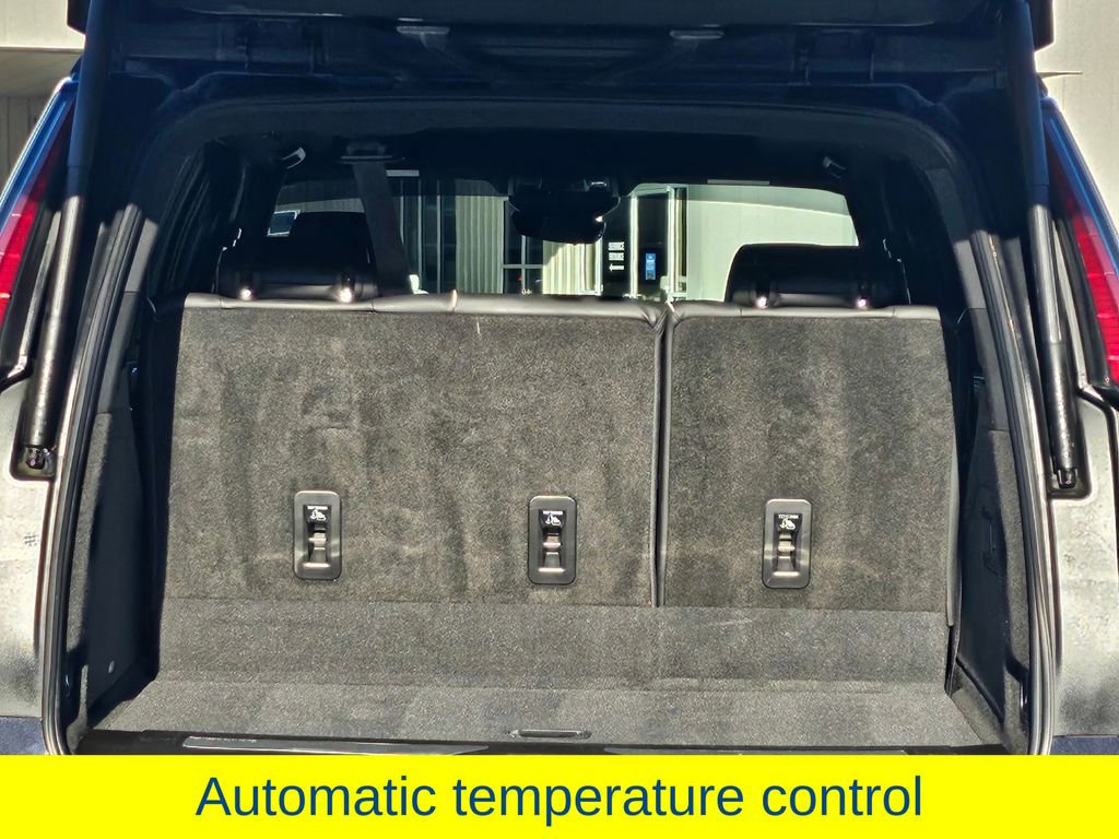 Used 2022 Cadillac Escalade Premium Luxury image 36