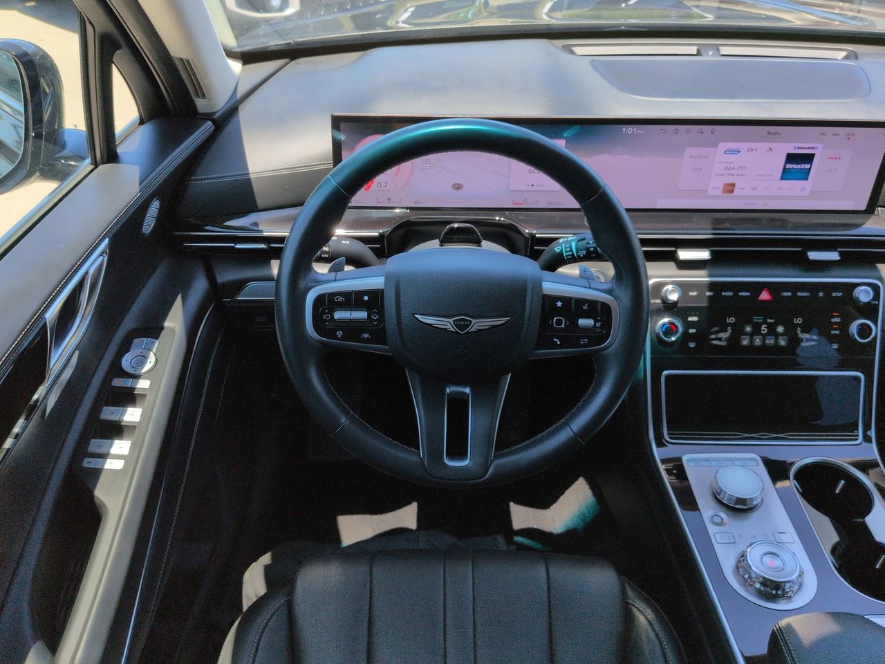 Used 2025 Genesis GV80 2.5T Standard AWD/4WD image 16