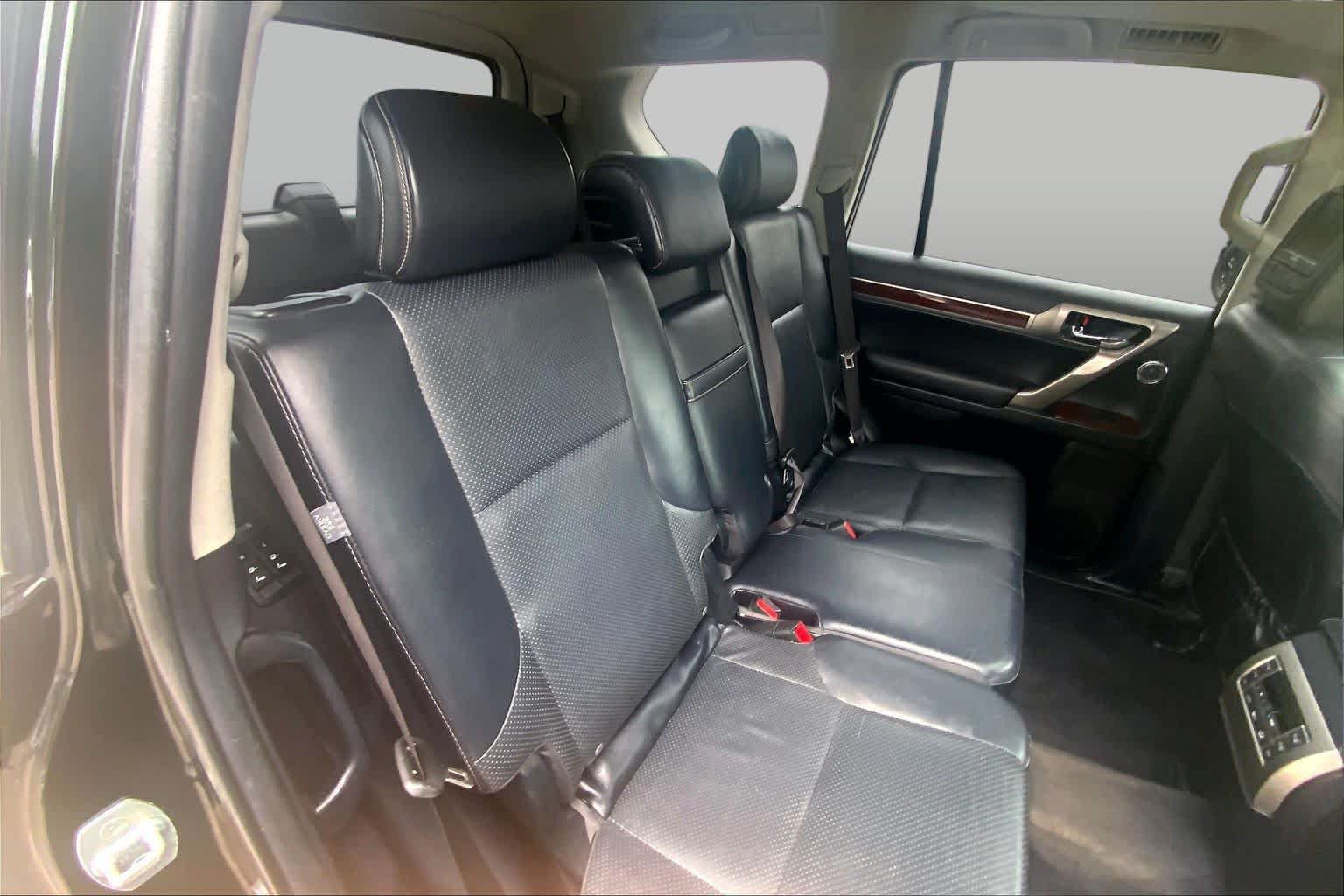 Used 2014 Lexus GX 460 Luxury AWD/4WD image 38