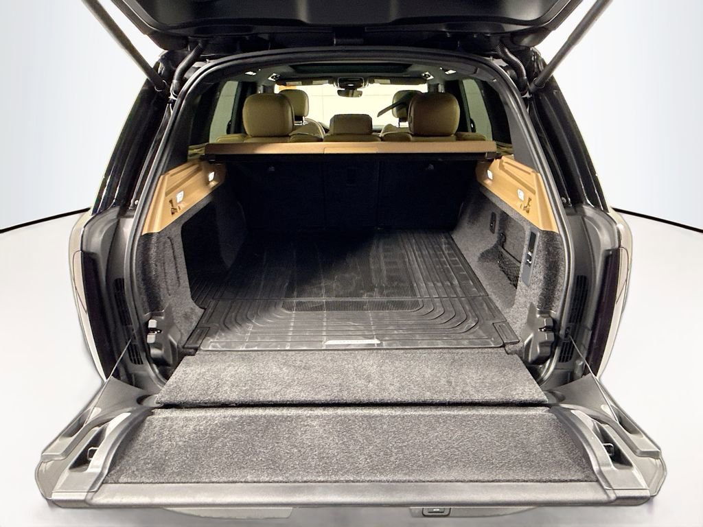New 2026 Land Rover Range Rover SE AWD/4WD image 30