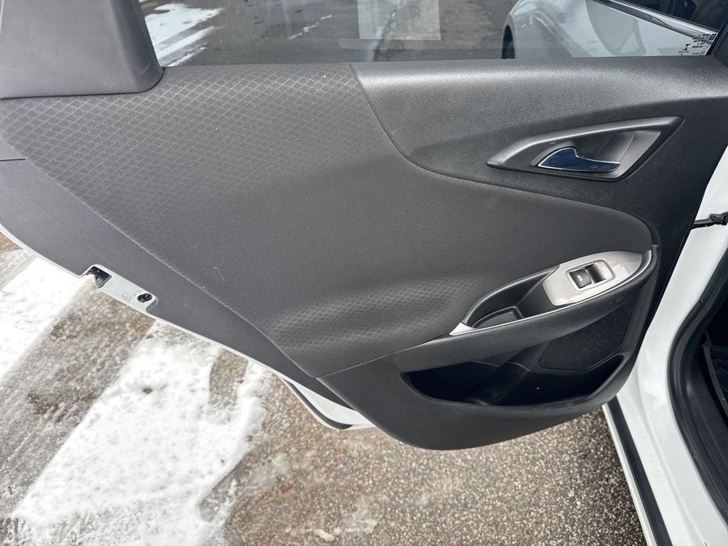 Certified 2021 Chevrolet Malibu RS image 28