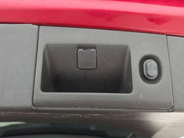 Used 2015 Chevrolet Suburban LT AWD/4WD image 34