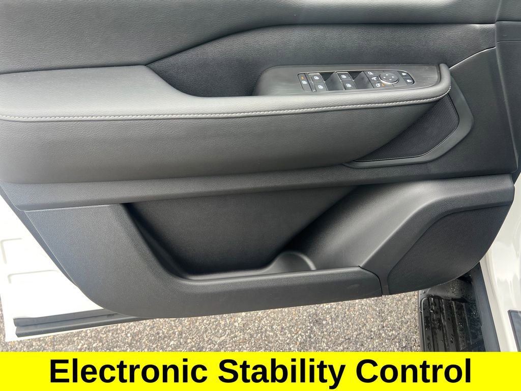 New 2025 Nissan Armada PRO-4X w/ Pro-4X Premium Package image 11