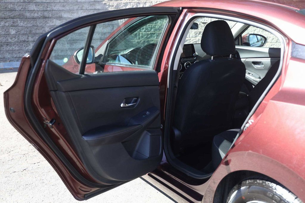 Used 2023 Nissan Sentra SV image 19