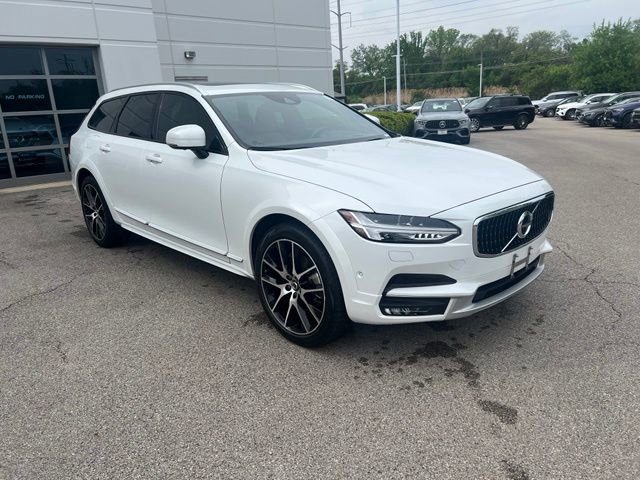 Used 2017 Volvo V90 T6 Cross Country AWD/4WD image 4