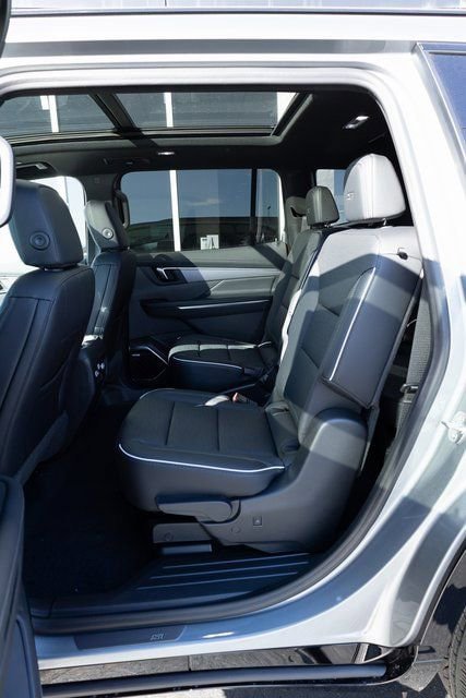 New 2026 Buick Enclave Sport Touring w/ Power Package FWD image 17
