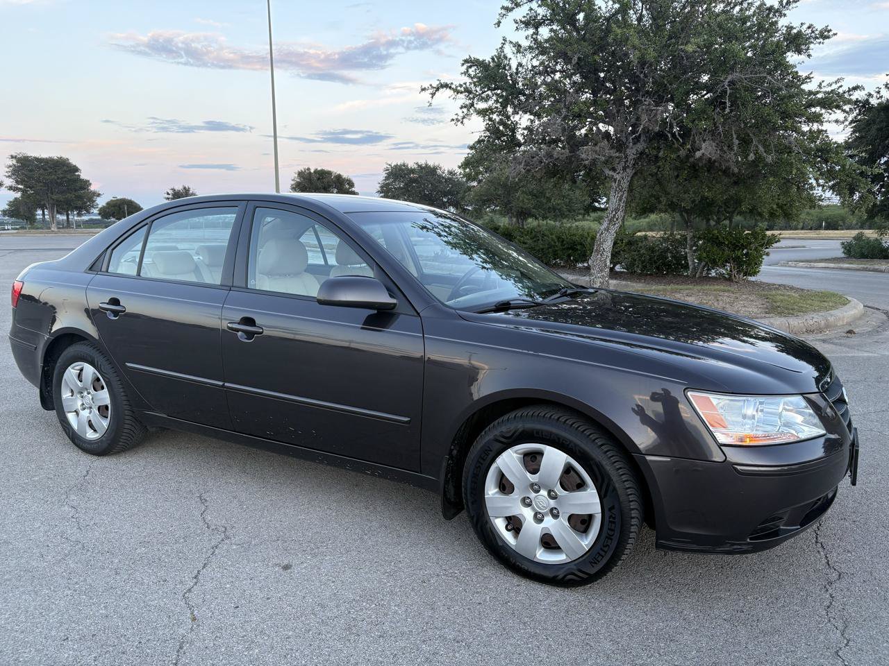 Used 2010 Hyundai Sonata GLS FWD image 48