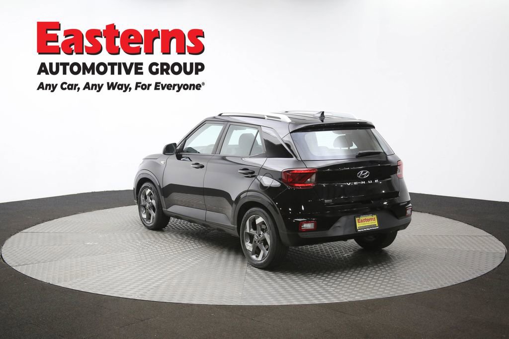 Used 2022 Hyundai Venue SEL image 64