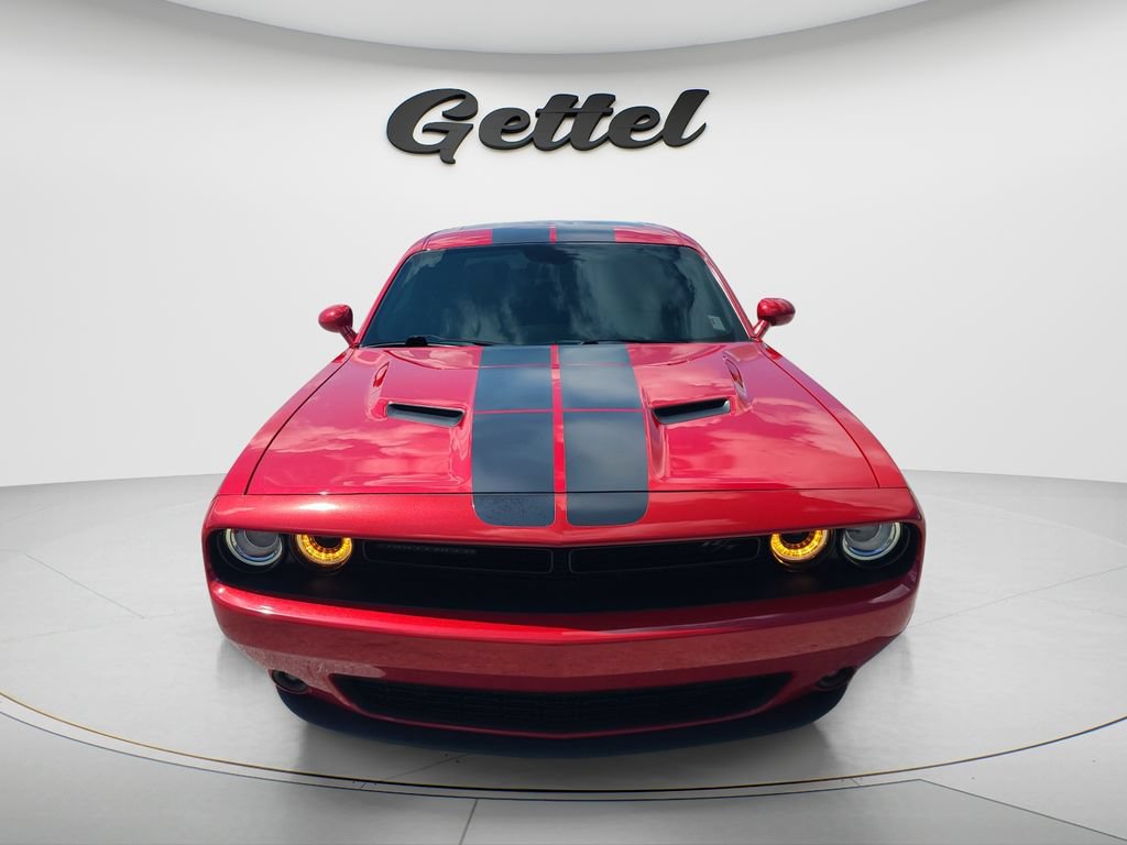 Used 2018 Dodge Challenger R/T w/ Blacktop Package RWD image 2