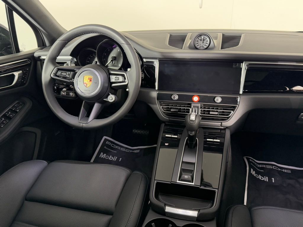 New 2026 Porsche Macan image 21