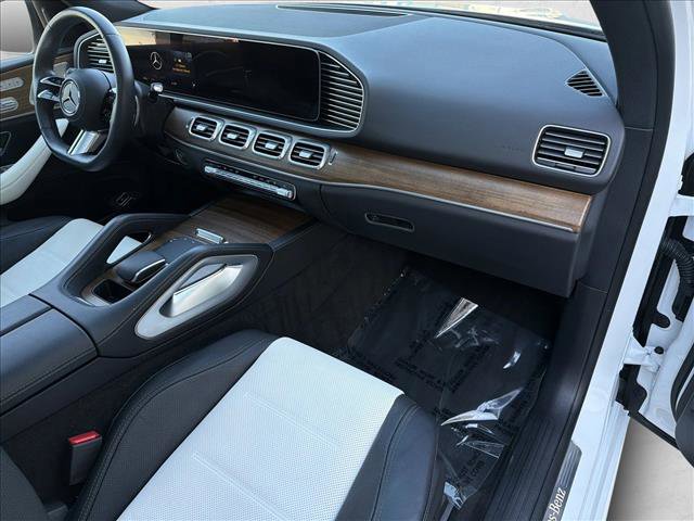 Used 2025 Mercedes-Benz GLE 450e 4MATIC image 27