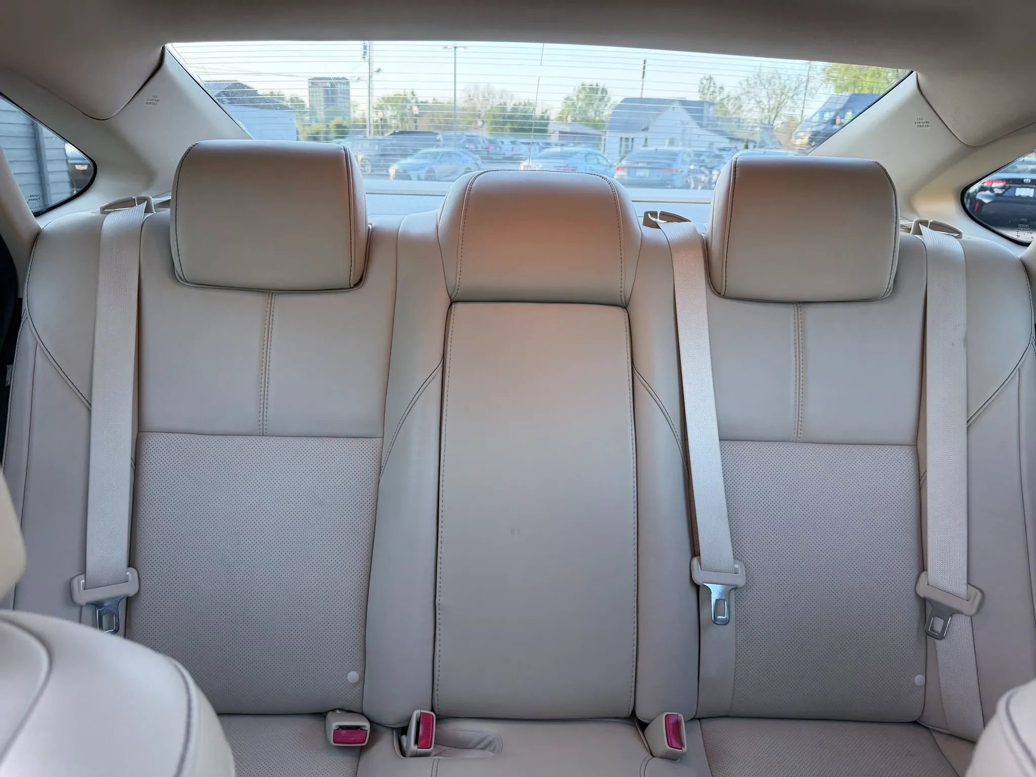 Used 2017 Toyota Avalon Limited FWD image 28