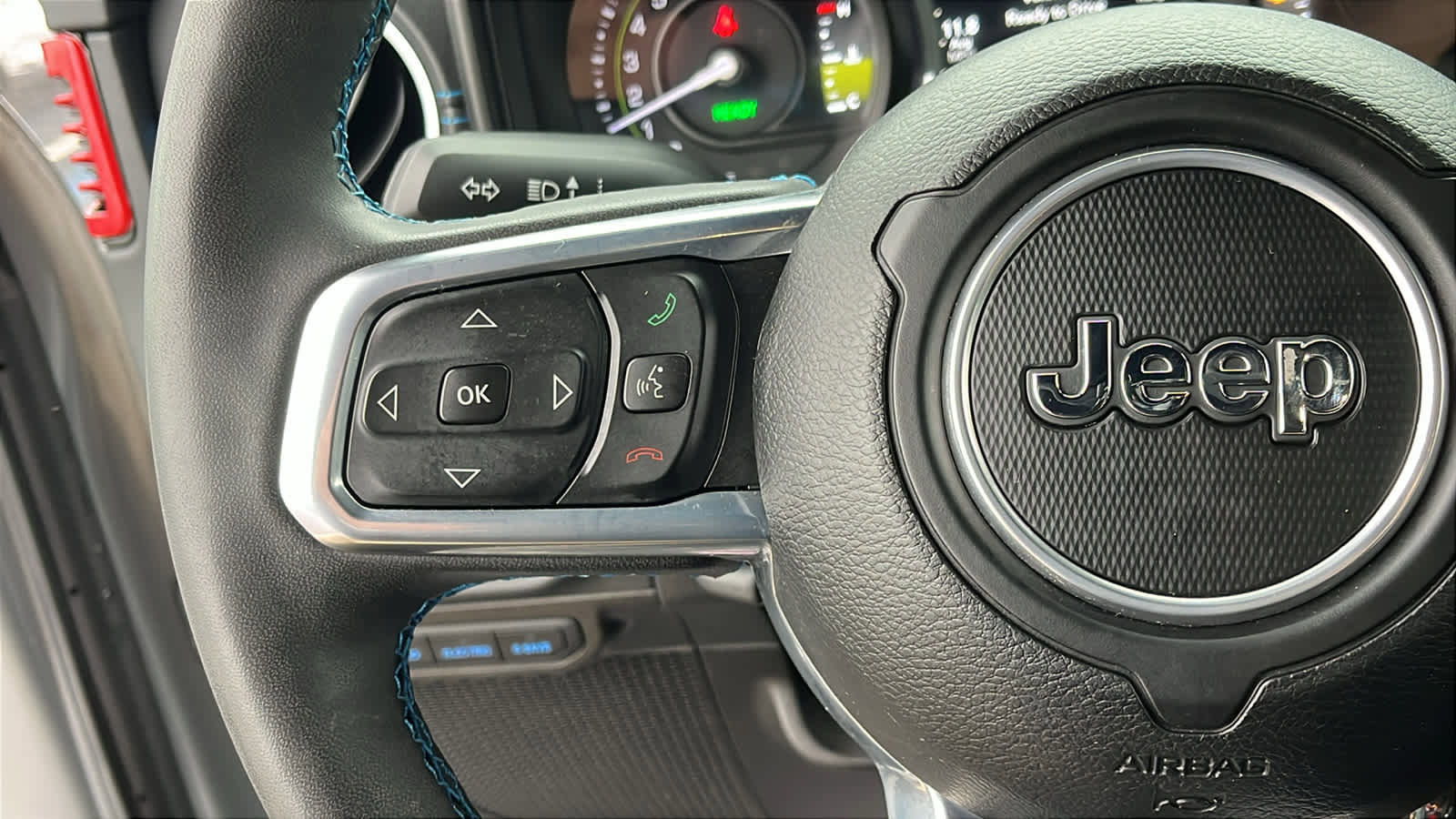 Used 2024 Jeep Wrangler High Altitude image 13