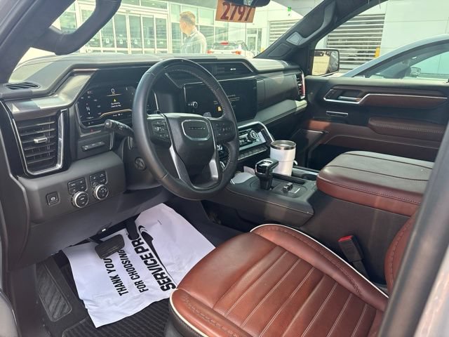 Used 2025 GMC Sierra 1500 Denali Ultimate AWD/4WD image 5