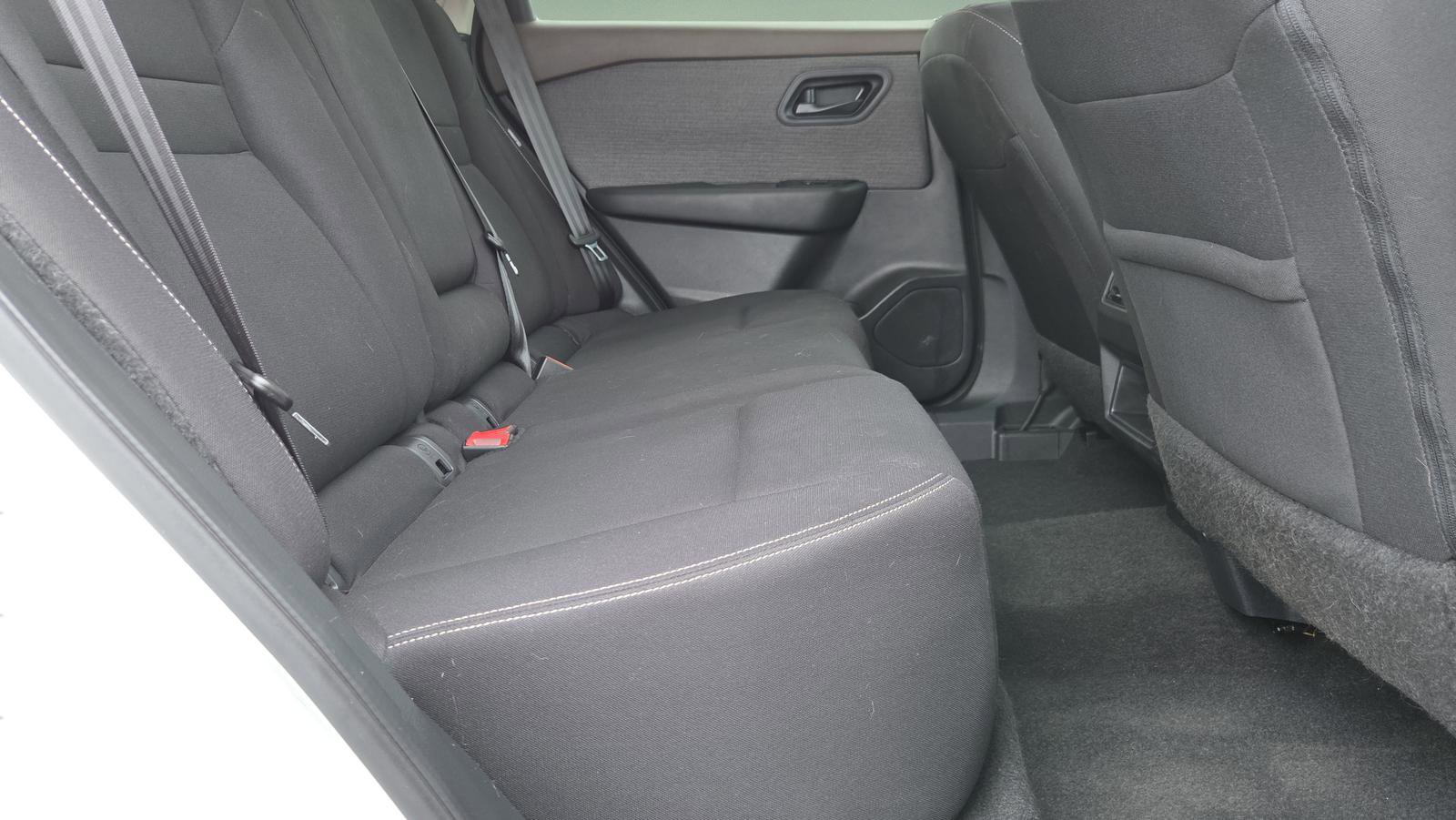 Used 2023 Nissan Rogue S FWD image 17