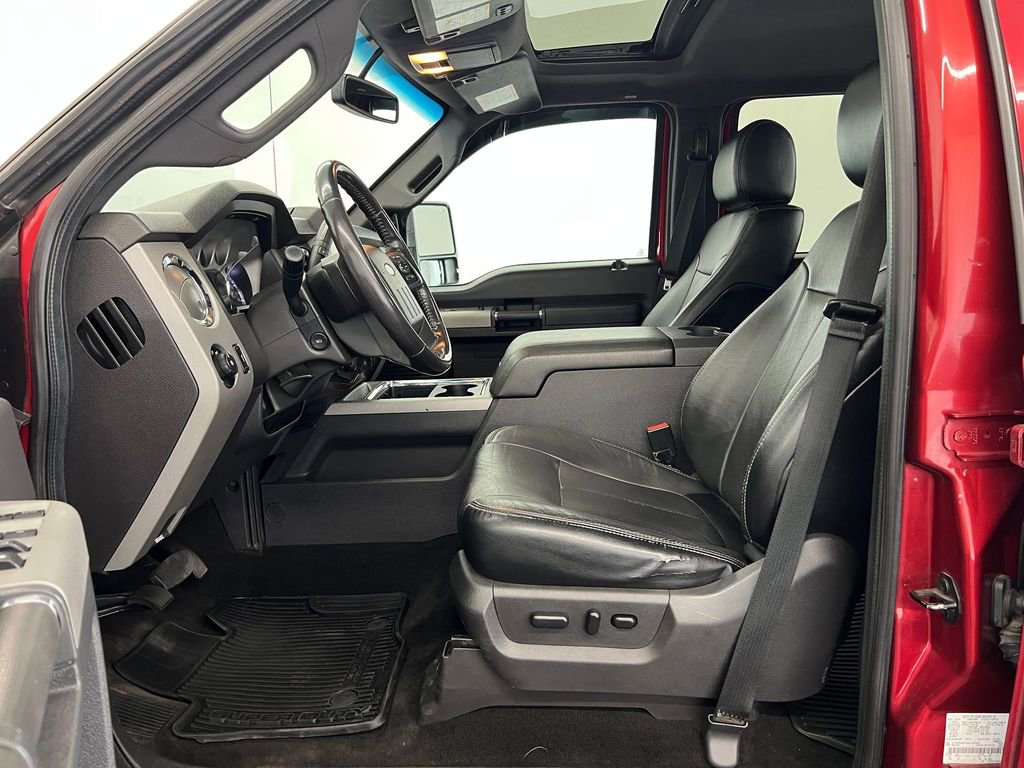 Used 2016 Ford F350 Lariat w/ Lariat Ultimate Package AWD/4WD image 5